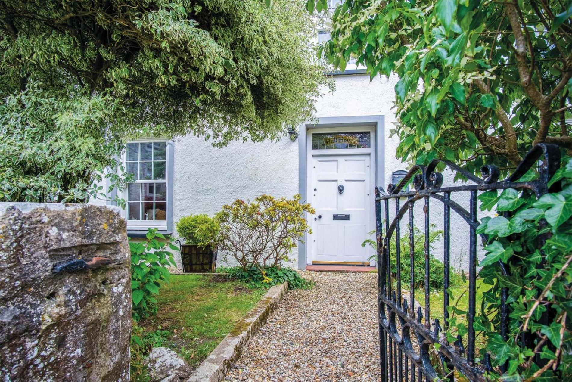 Hall House - 3 Bedroom Cottage - Saint Florence Bagian luar foto