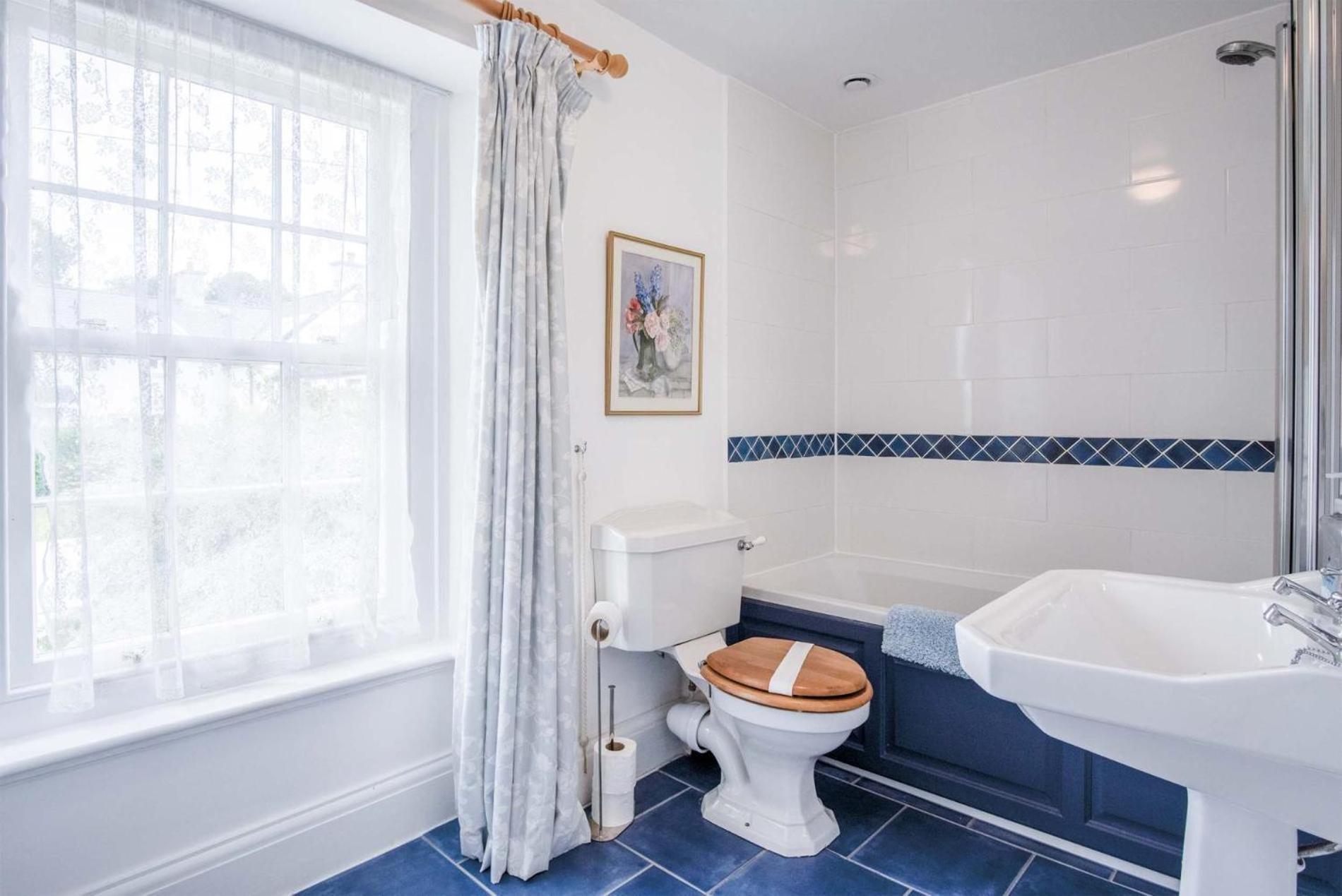 Hall House - 3 Bedroom Cottage - Saint Florence Bagian luar foto