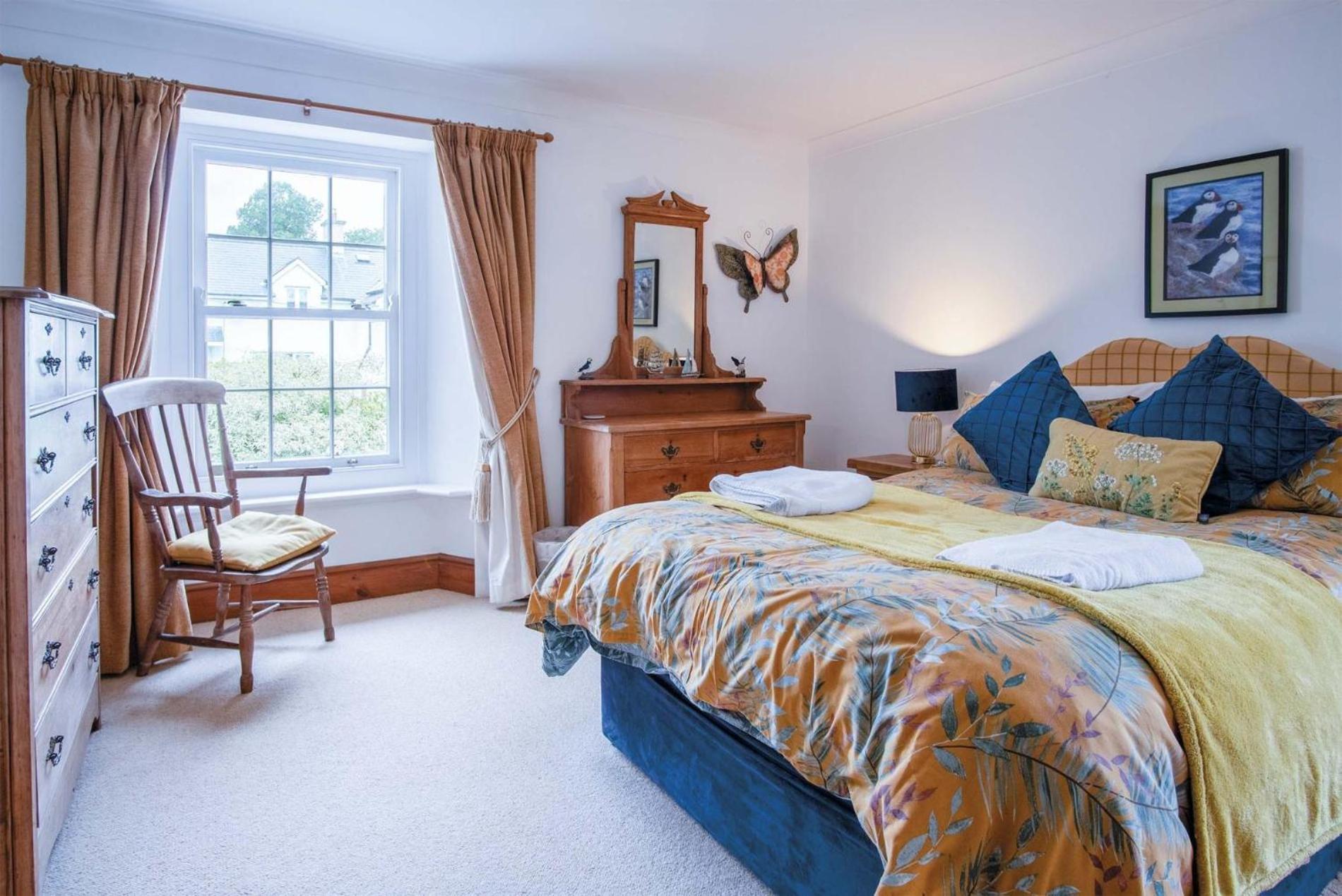 Hall House - 3 Bedroom Cottage - Saint Florence Bagian luar foto