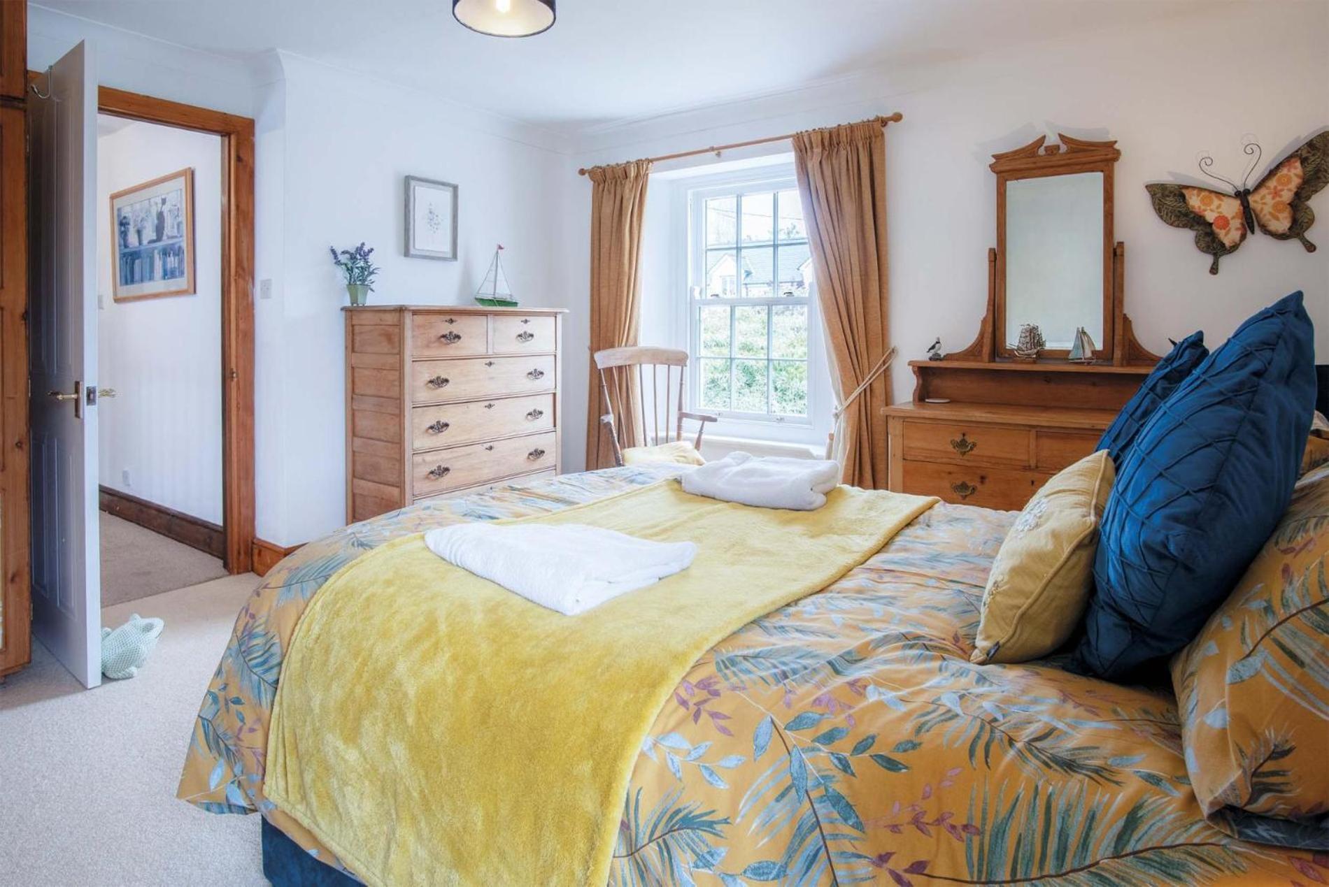 Hall House - 3 Bedroom Cottage - Saint Florence Bagian luar foto
