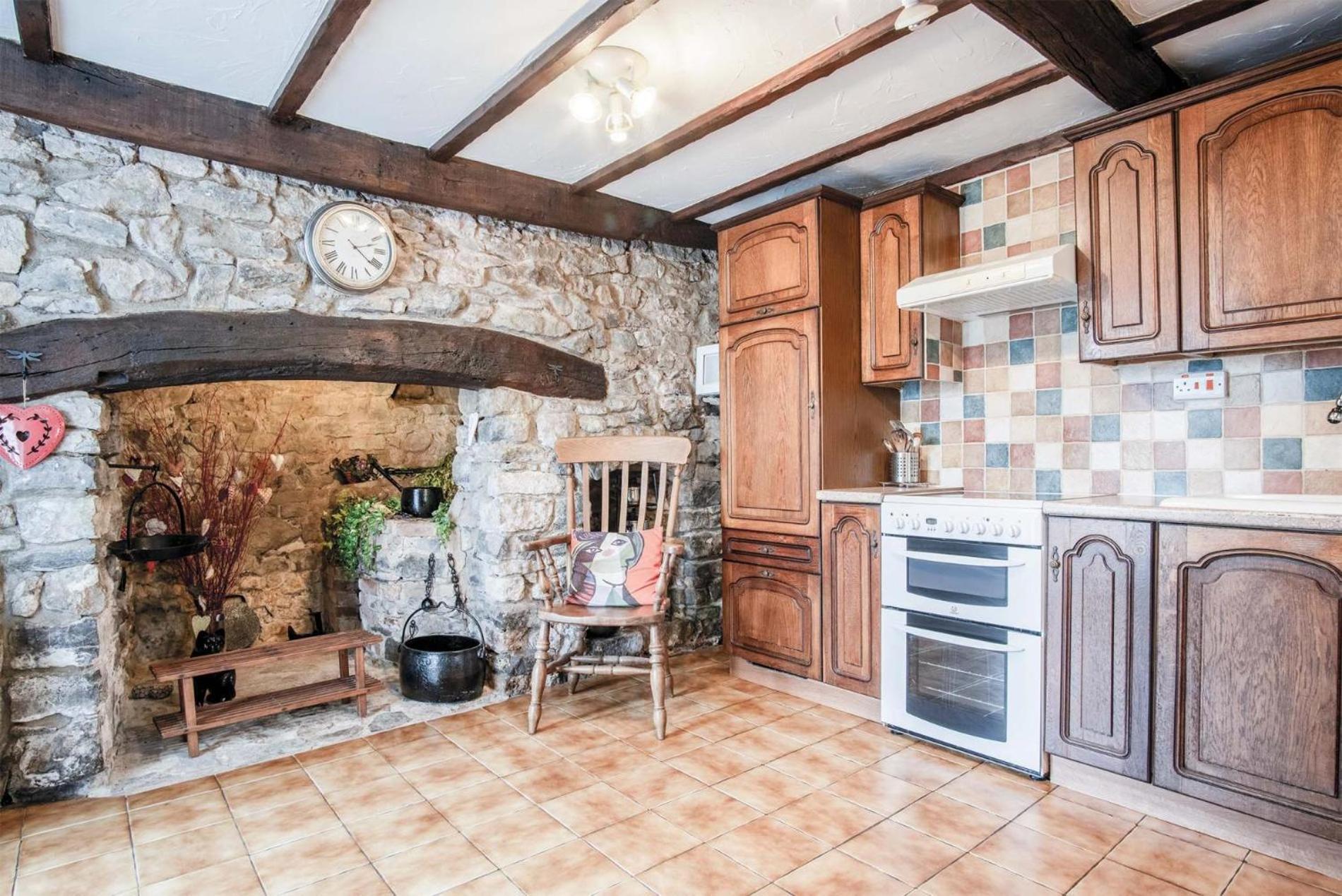 Hall House - 3 Bedroom Cottage - Saint Florence Bagian luar foto