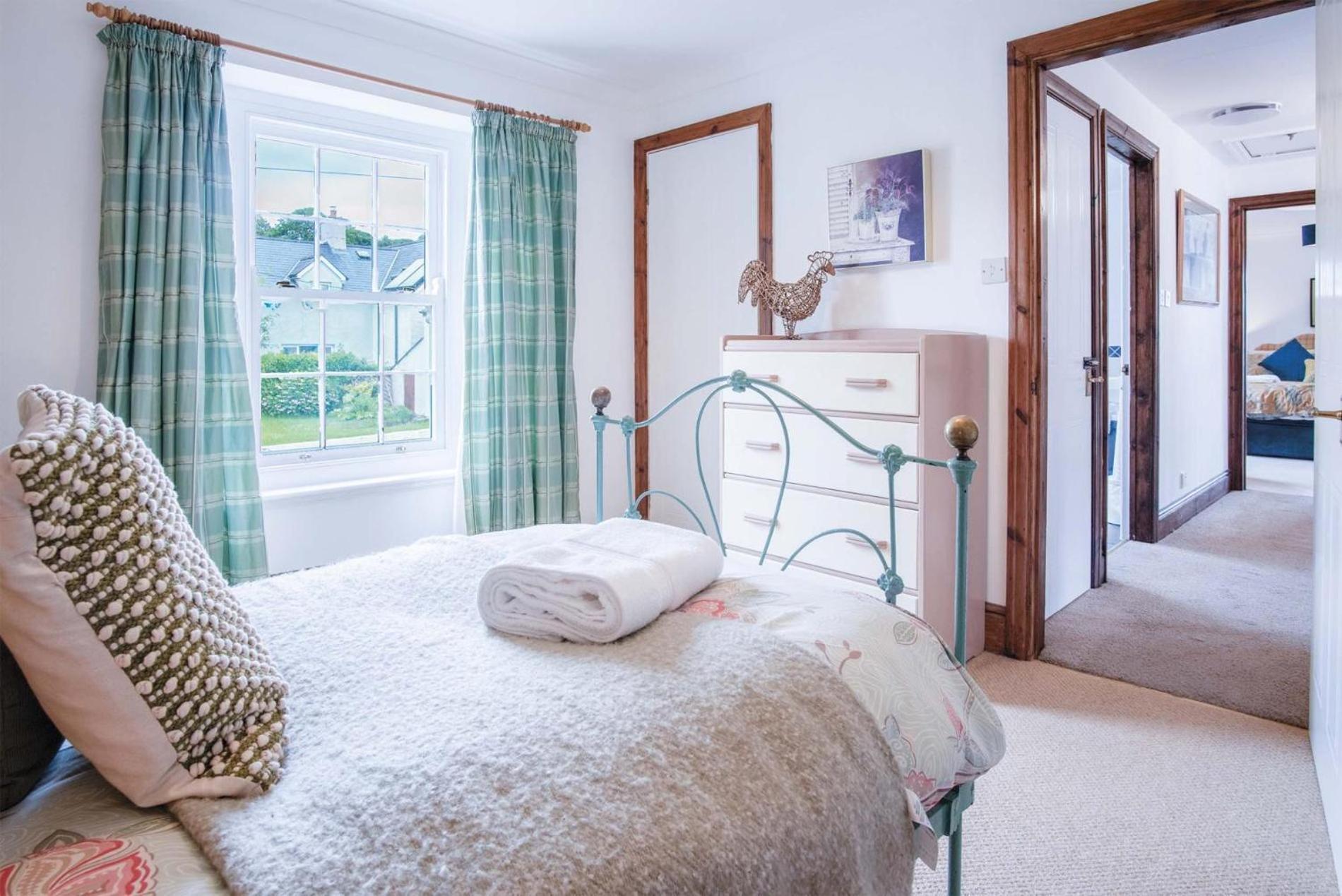 Hall House - 3 Bedroom Cottage - Saint Florence Bagian luar foto